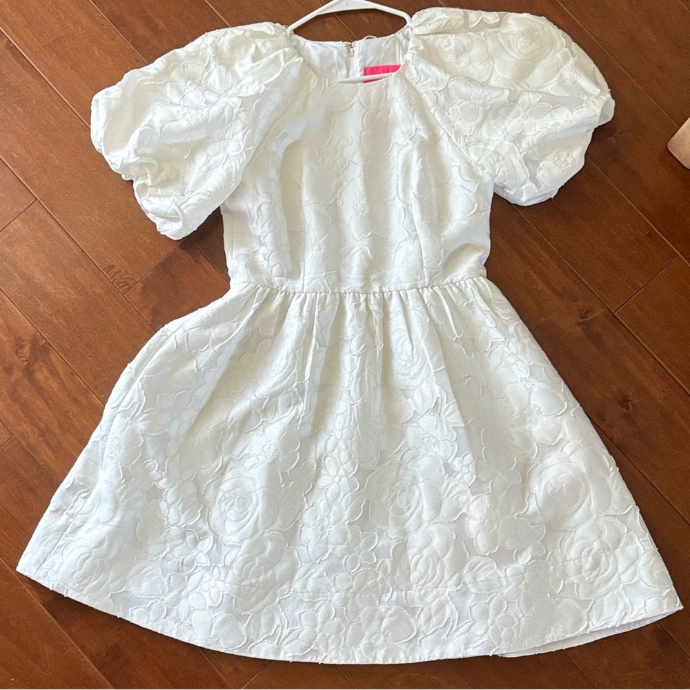 Lilly Pulitzer Cream Women’s Dress with Puff Sleeves